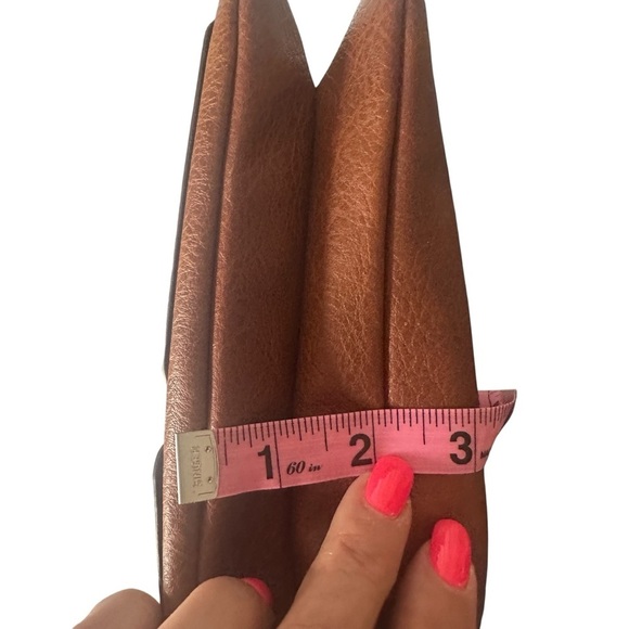 Stylish Brown Vegan Leather Crossbody Bag Adjustable Strap  NWT - Picture 10 of 12